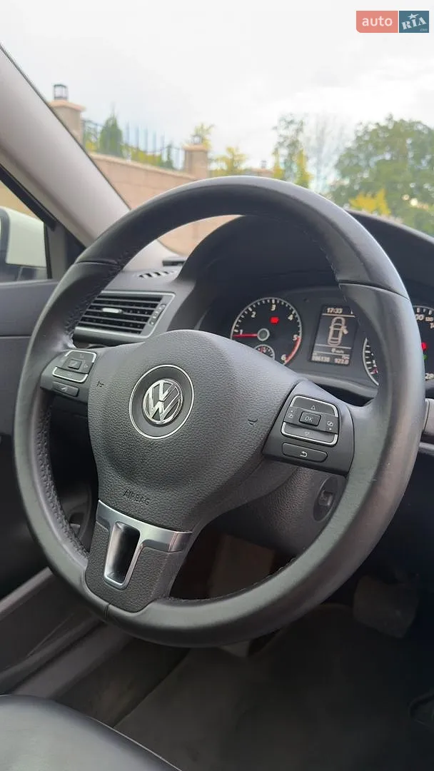 2014 Volkswagen Passat - мініатюра 25