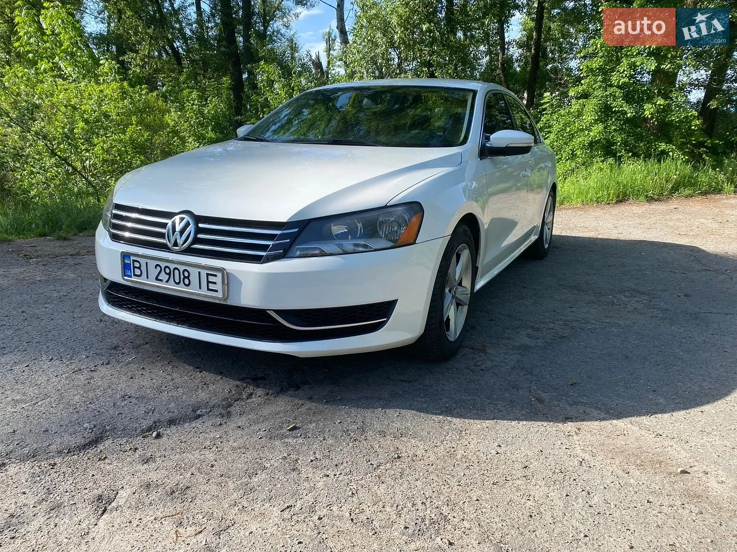 2013 Volkswagen Passat - мініатюра 2