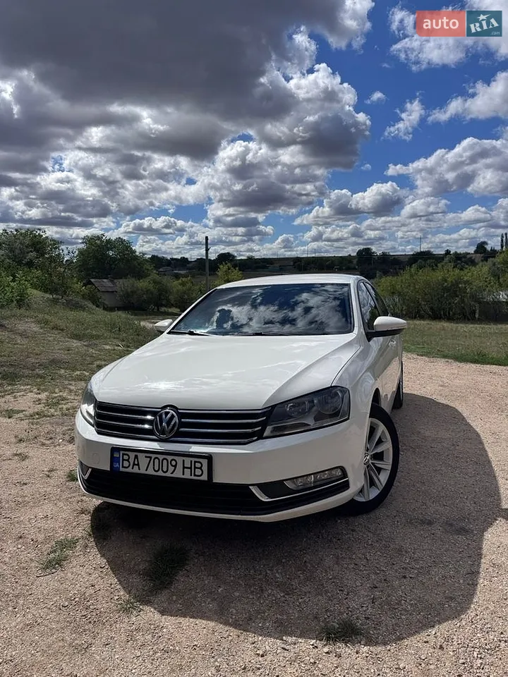 2011 Volkswagen Passat - мініатюра 15