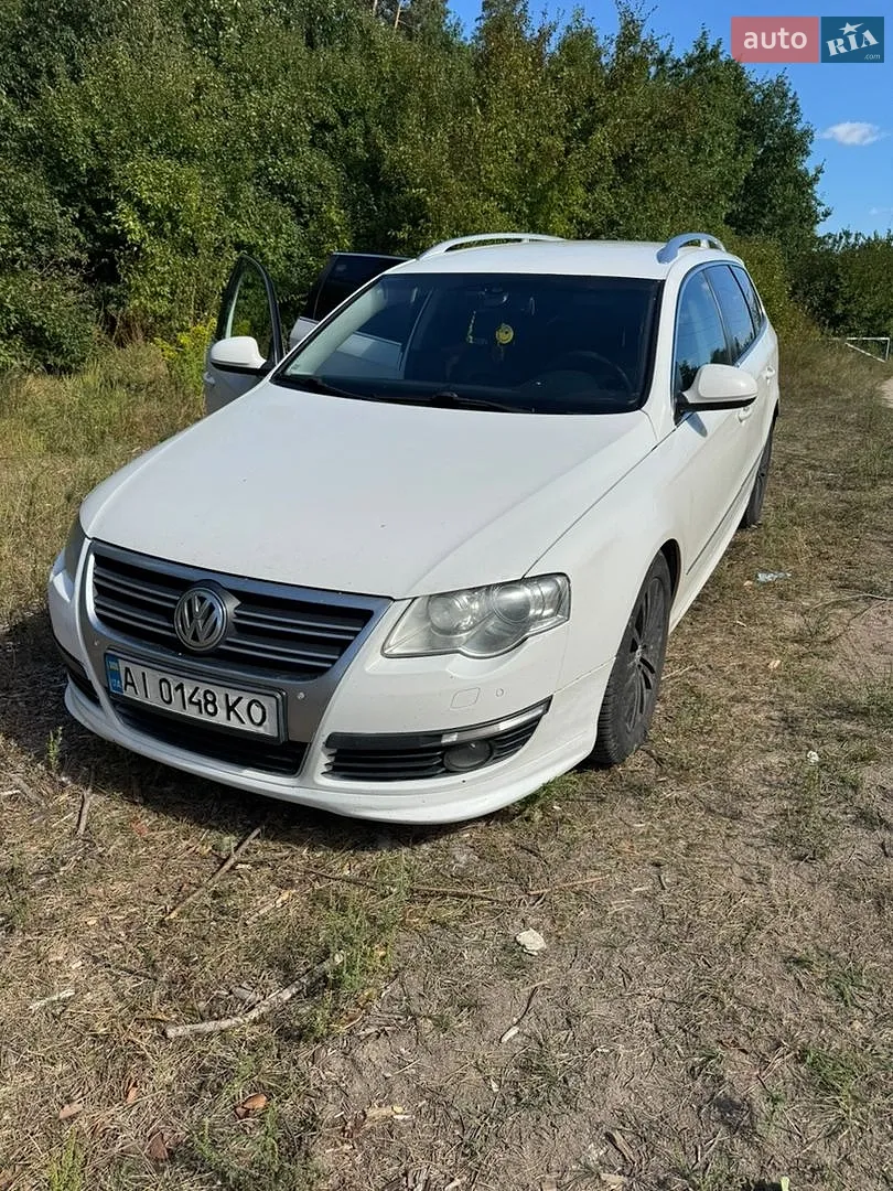 2010 Volkswagen Passat - мініатюра 3