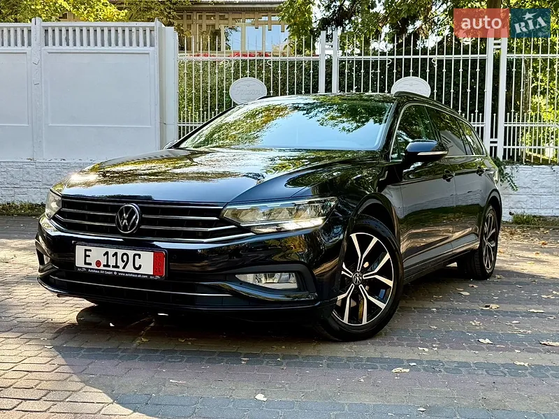 Volkswagen Passat 2022