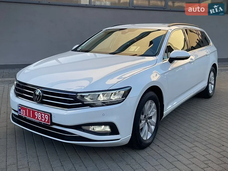 Volkswagen Passat 2023