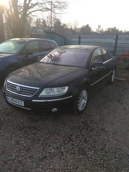 Седан Volkswagen Phaeton 2004 в Полтаве