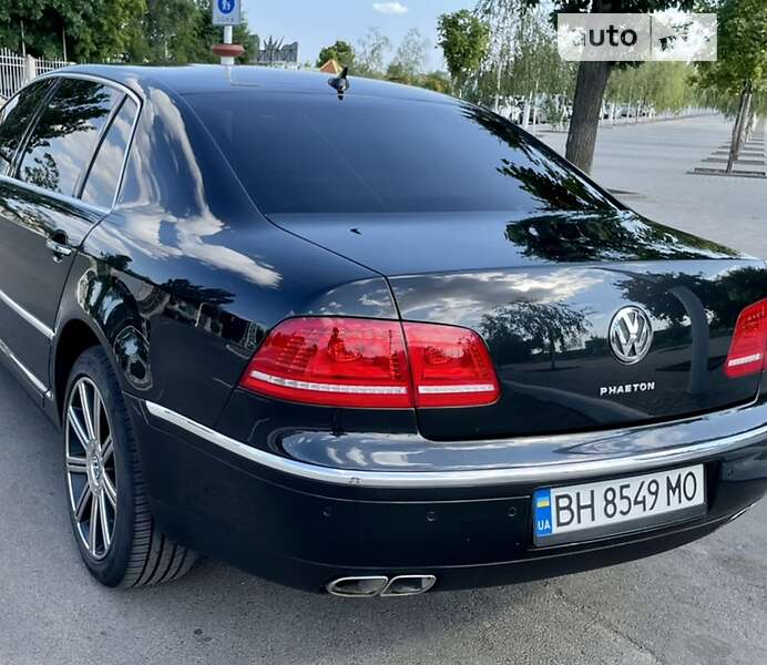 Седан Volkswagen Phaeton 2009 в Ізмаїлі