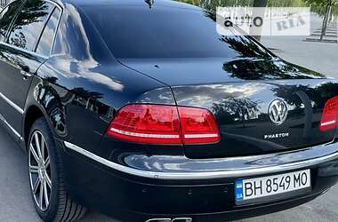 Седан Volkswagen Phaeton 2009 в Ізмаїлі