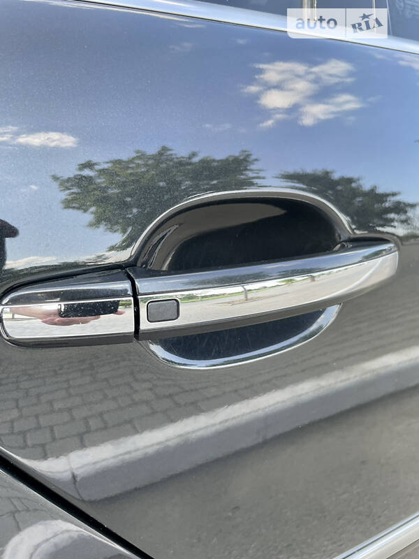 Седан Volkswagen Phaeton 2009 в Ізмаїлі