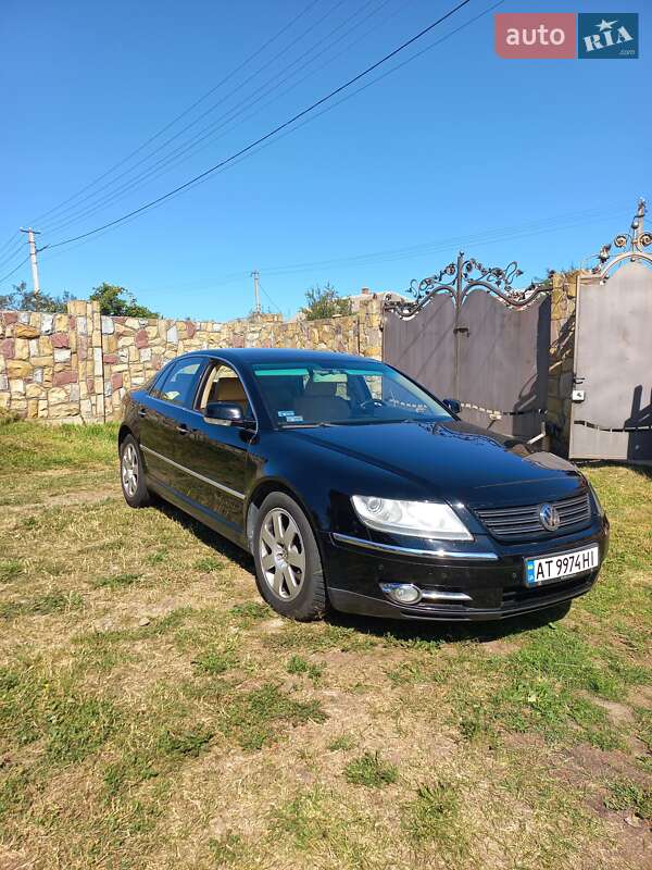 Седан Volkswagen Phaeton 2005 в Ивано-Франковске