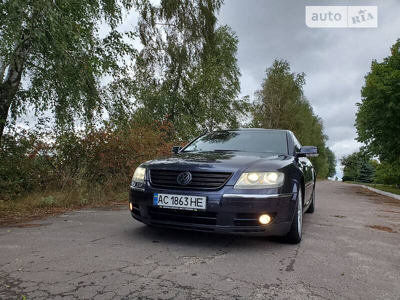 Седан Volkswagen Phaeton 2002 в Рівному