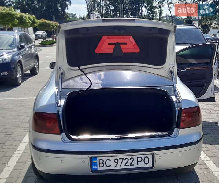 Седан Volkswagen Phaeton 2005 в Львове