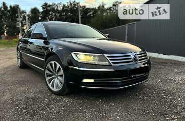 Седан Volkswagen Phaeton 2015 в Киеве