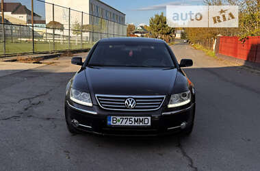 Седан Volkswagen Phaeton 2010 в Тячеве