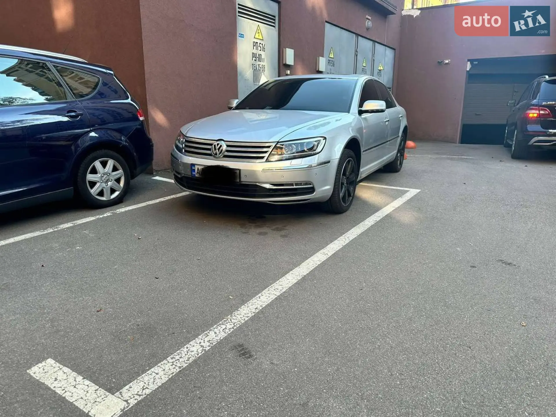 2010 Volkswagen Phaeton - мініатюра 2