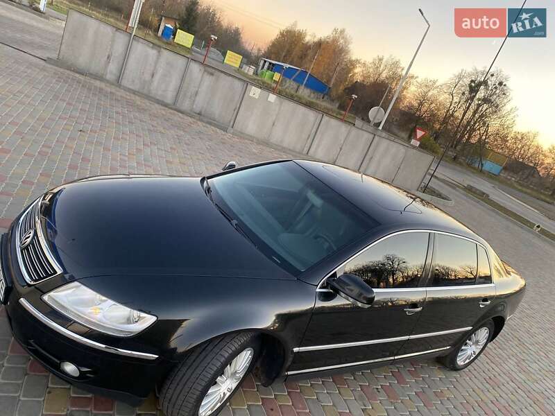 Седан Volkswagen Phaeton 2006 в Виннице
