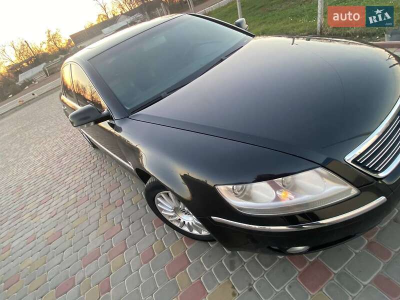 Седан Volkswagen Phaeton 2006 в Виннице