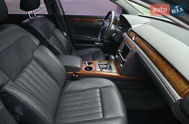 Седан Volkswagen Phaeton 2011 в 