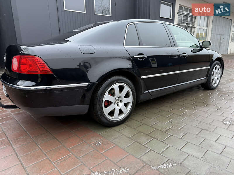 Седан Volkswagen Phaeton 2005 в Бучаче
