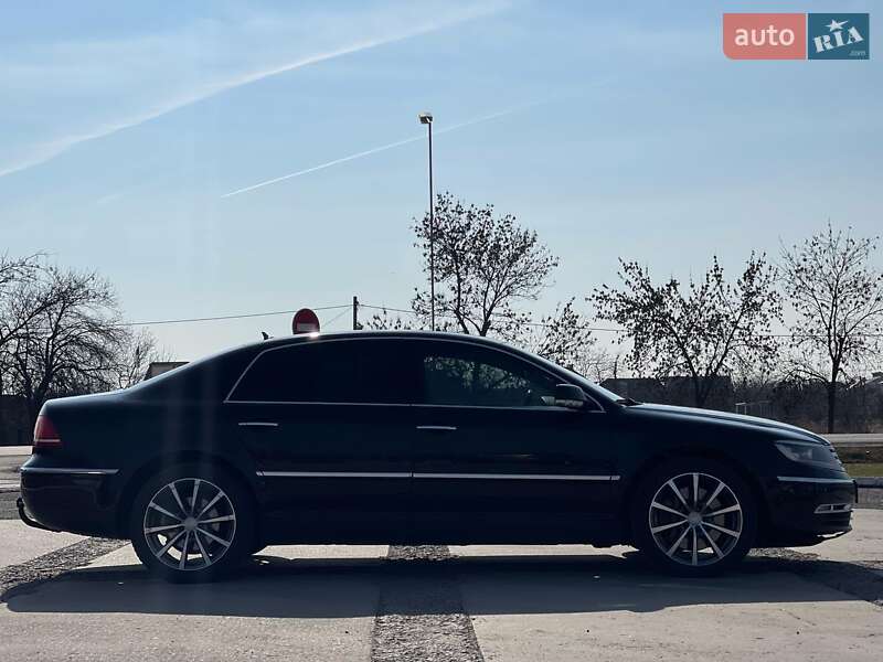 Седан Volkswagen Phaeton 2009 в Ужгороде