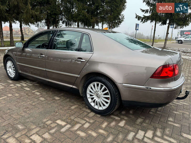 Седан Volkswagen Phaeton 2008 в Рівному