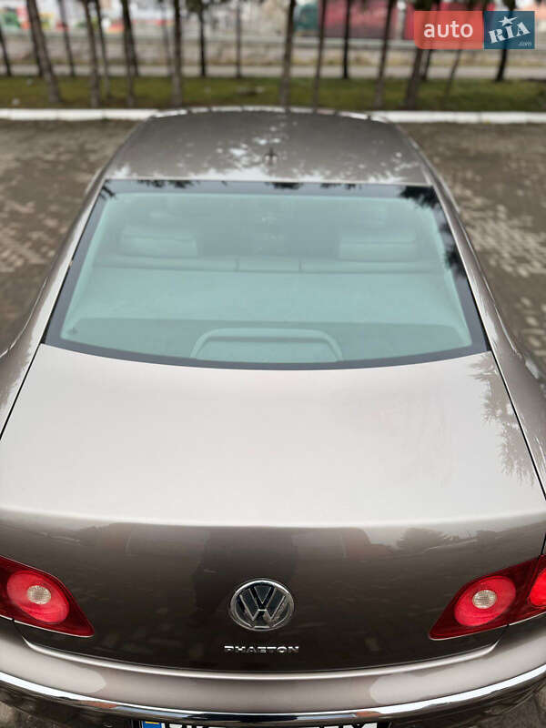 Седан Volkswagen Phaeton 2008 в Рівному