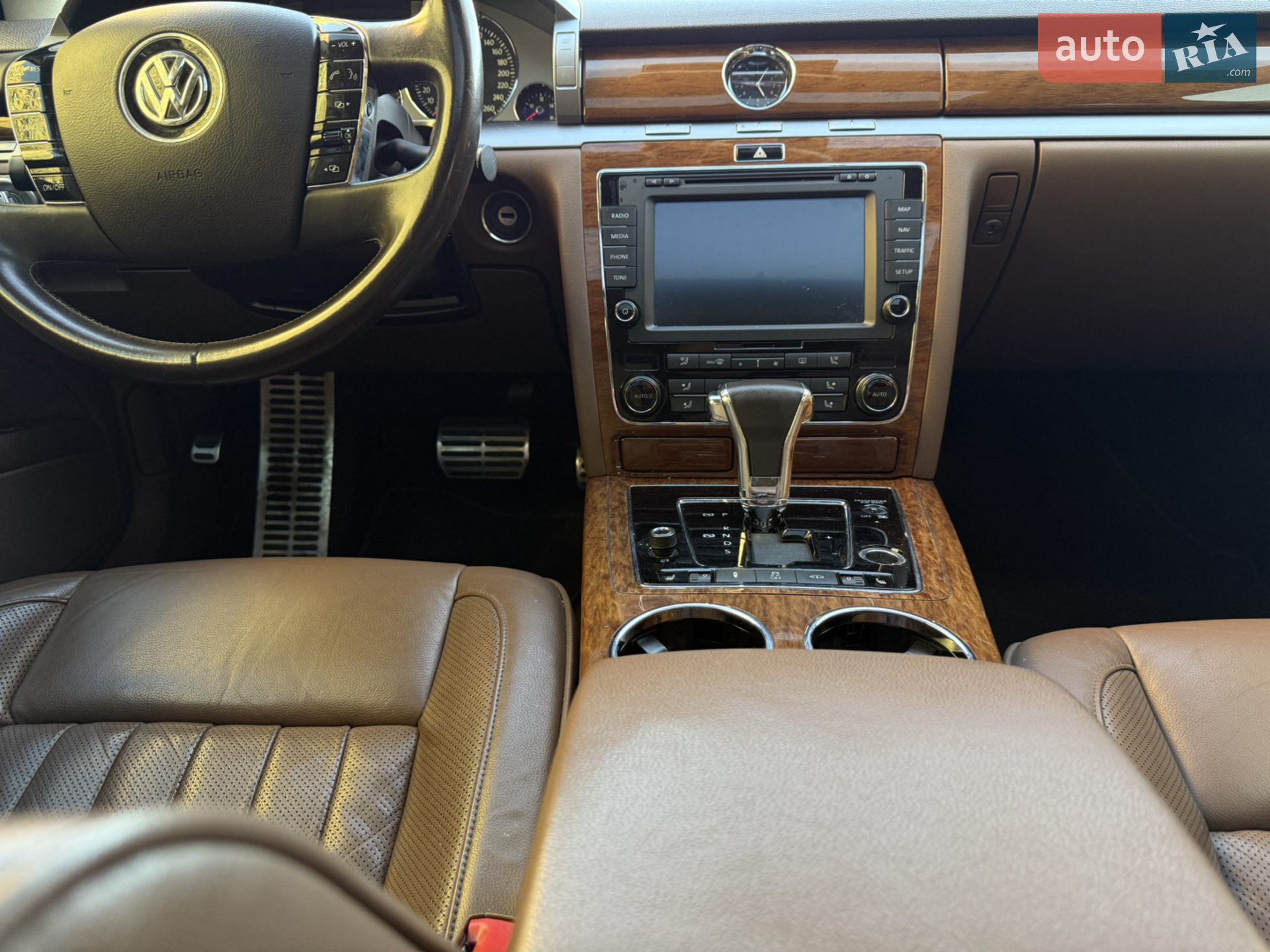 2015 Volkswagen Phaeton - мініатюра 20