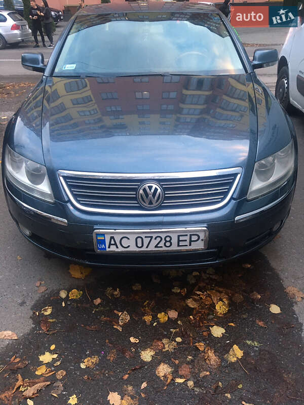 Седан Volkswagen Phaeton 2005 в Луцке