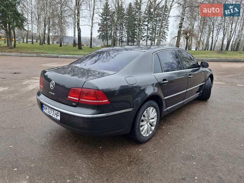 Седан Volkswagen Phaeton 2011 в Житомирі