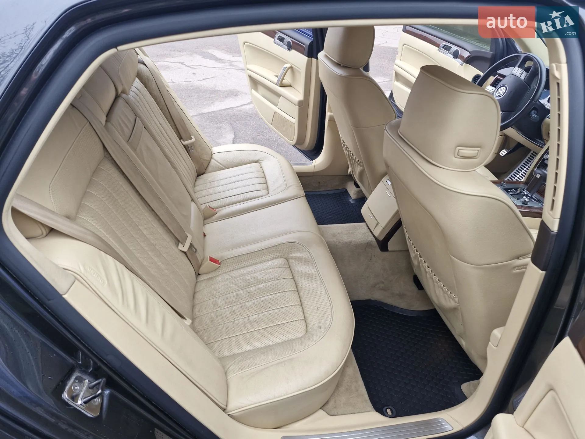 2011 Volkswagen Phaeton - мініатюра 25