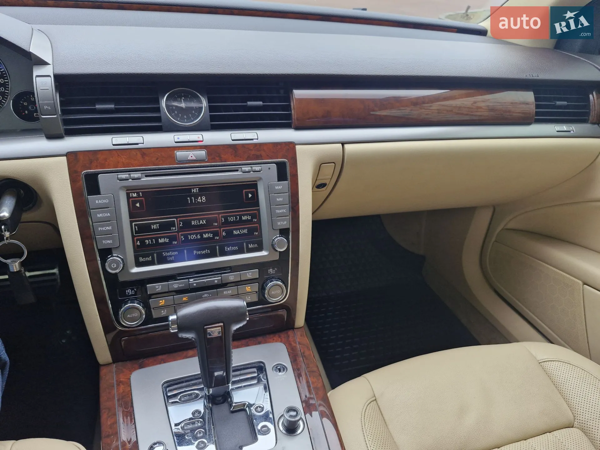 2011 Volkswagen Phaeton - мініатюра 27