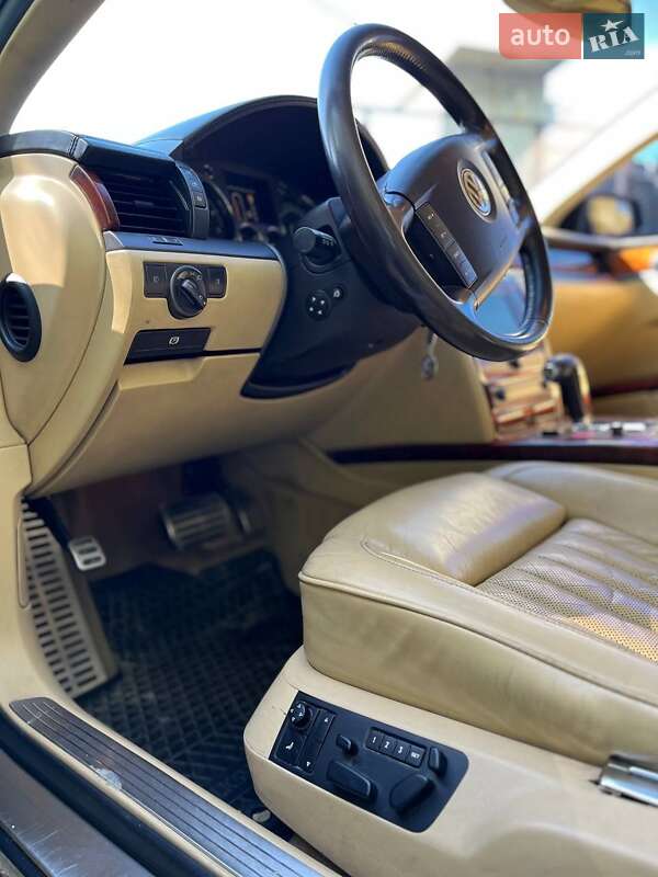 Седан Volkswagen Phaeton 2006 в Южноукраинске