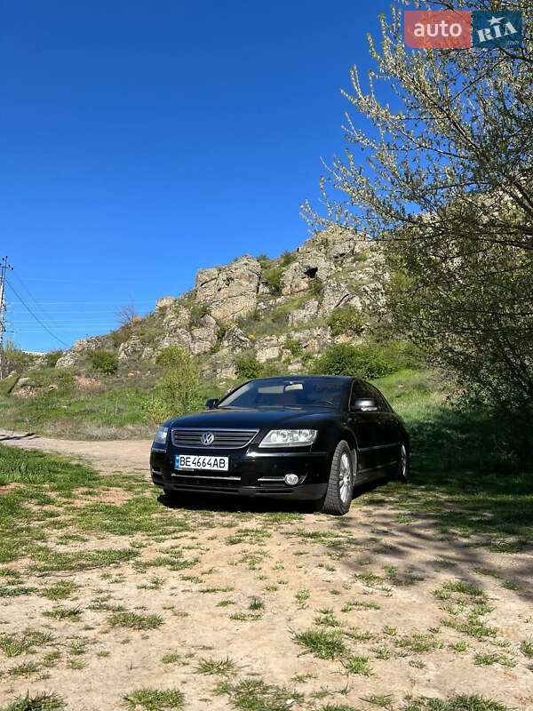Седан Volkswagen Phaeton 2006 в Южноукраинске