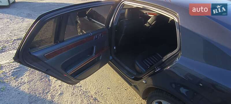 Седан Volkswagen Phaeton 2008 в Киеве