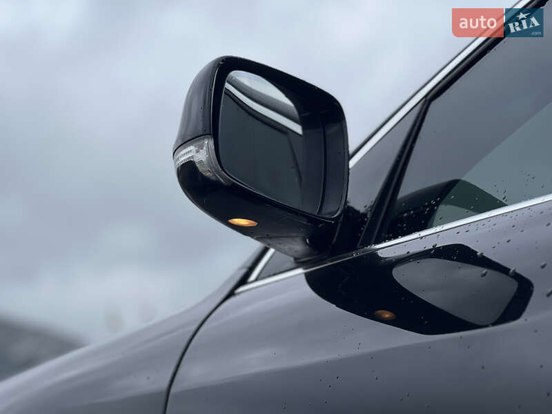 Седан Volkswagen Phaeton 2013 в Львові