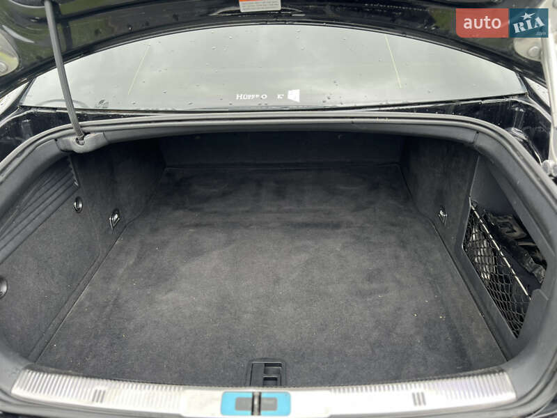 Седан Volkswagen Phaeton 2013 в Львові