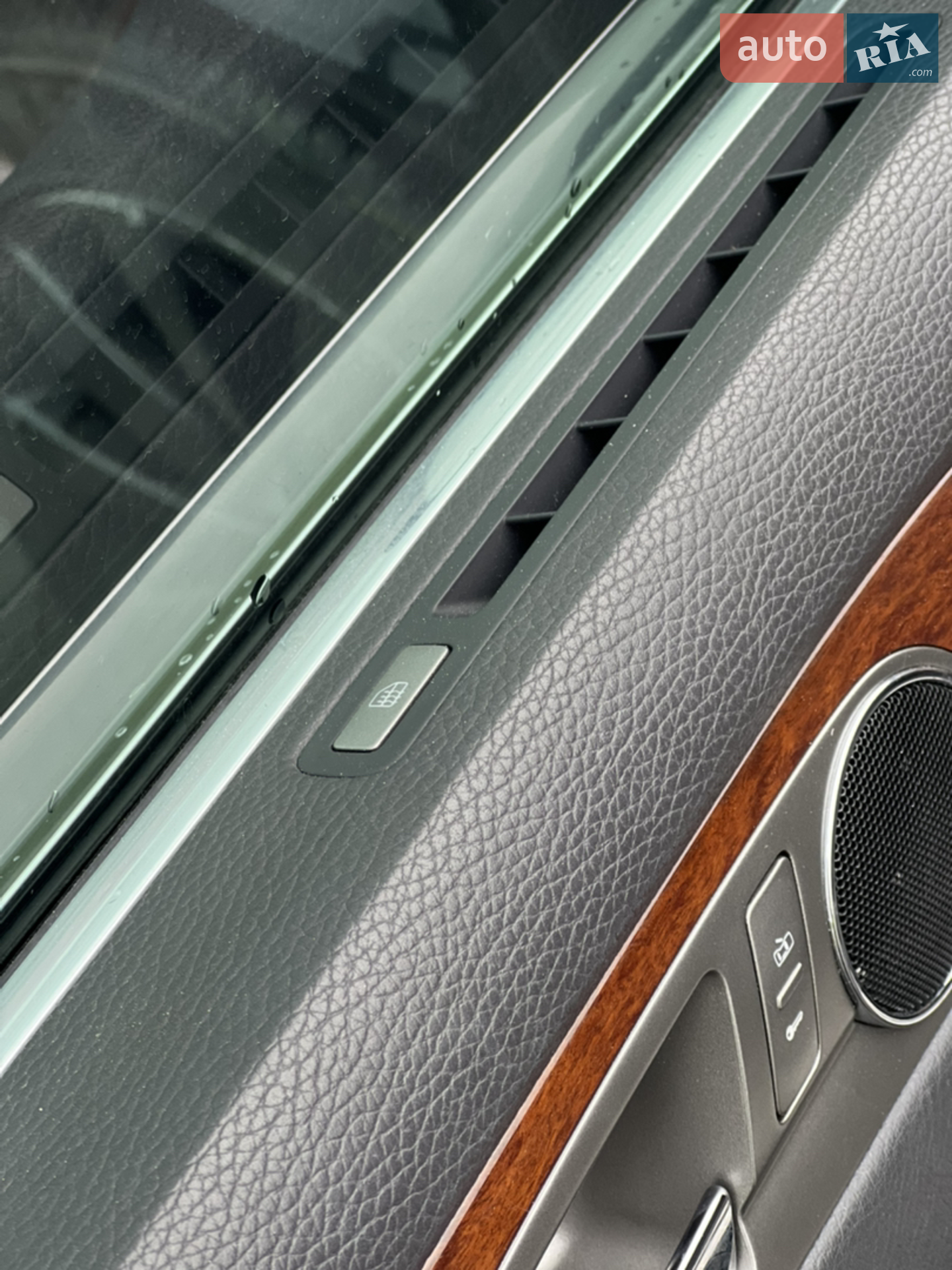 2013 Volkswagen Phaeton - мініатюра 39
