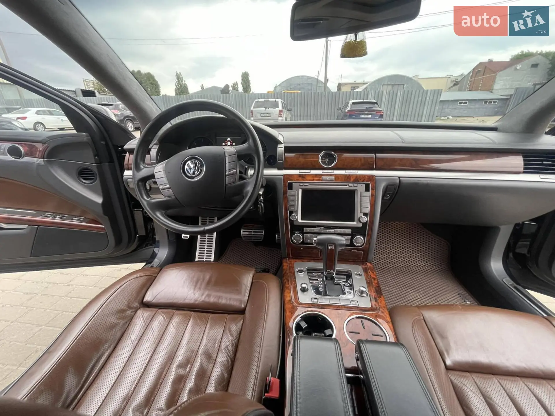 2011 Volkswagen Phaeton - мініатюра 16