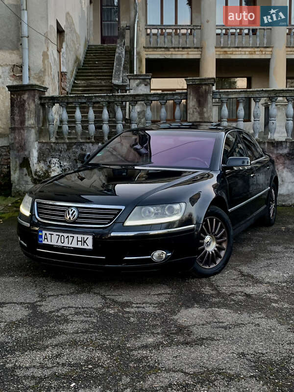 Седан Volkswagen Phaeton 2007 в Калуше