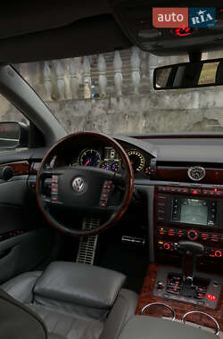 Седан Volkswagen Phaeton 2007 в Калуші