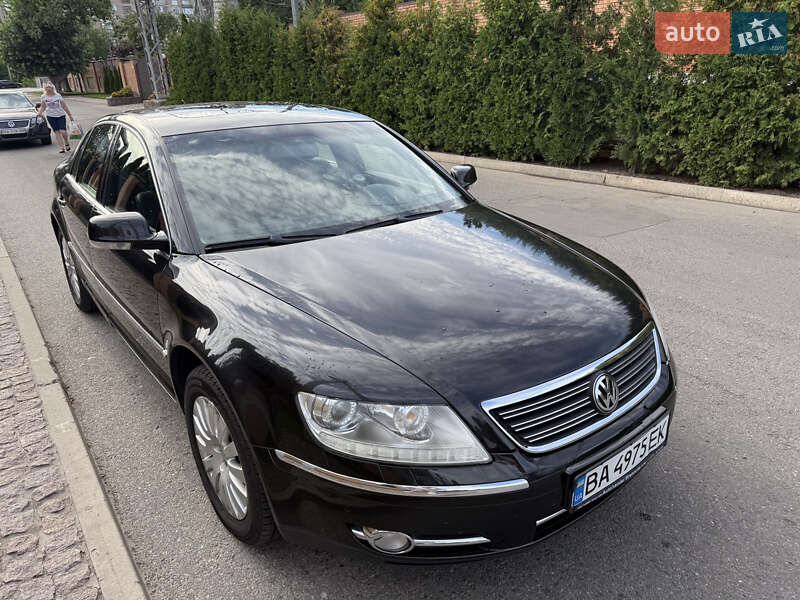 Седан Volkswagen Phaeton 2007 в Александрие