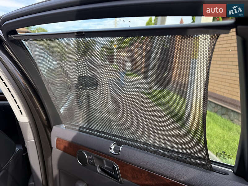 Седан Volkswagen Phaeton 2007 в Александрие