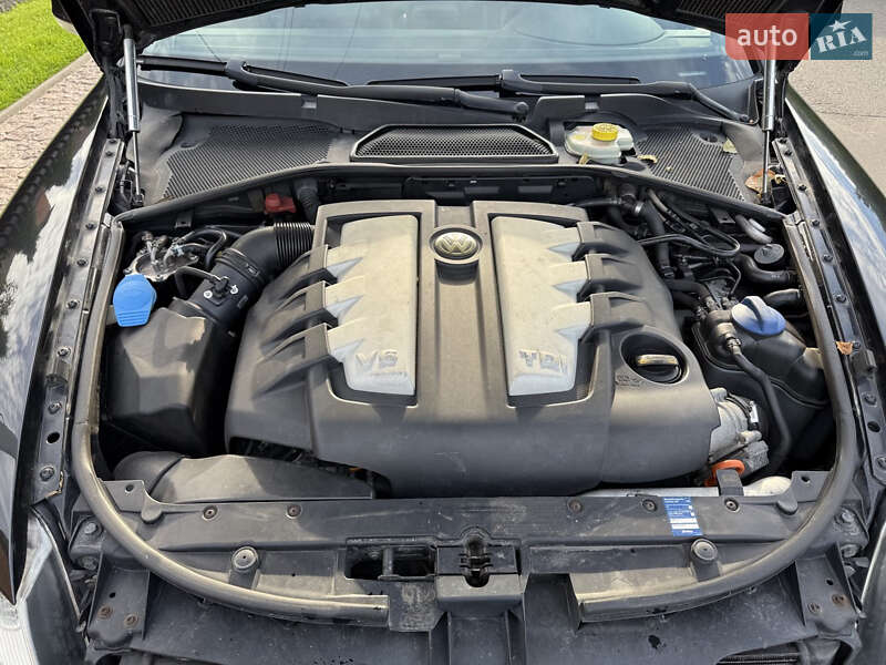 Седан Volkswagen Phaeton 2007 в Александрие