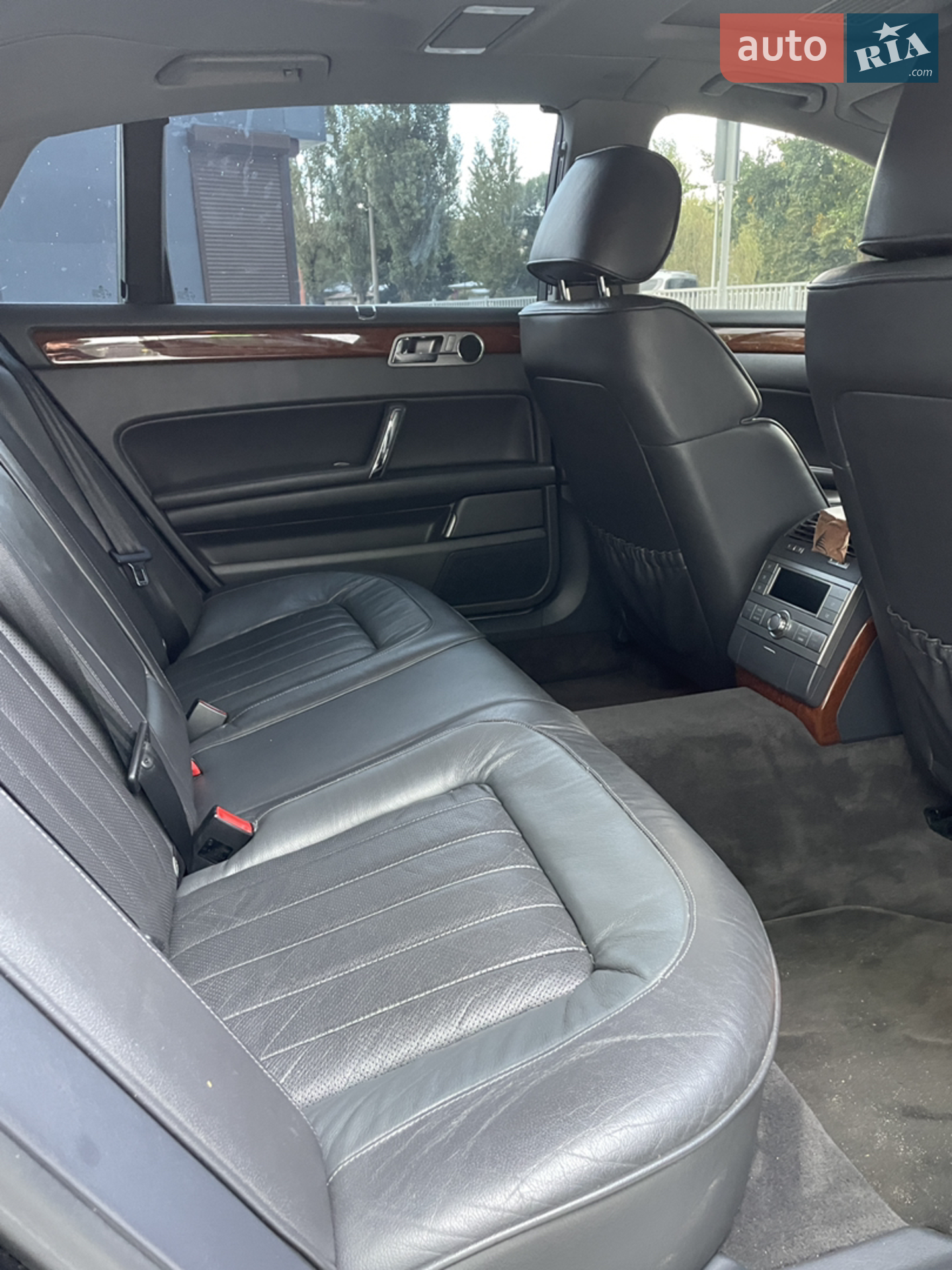 2011 Volkswagen Phaeton - мініатюра 23