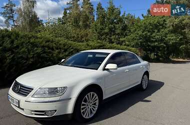 Седан Volkswagen Phaeton 2009 в Малине