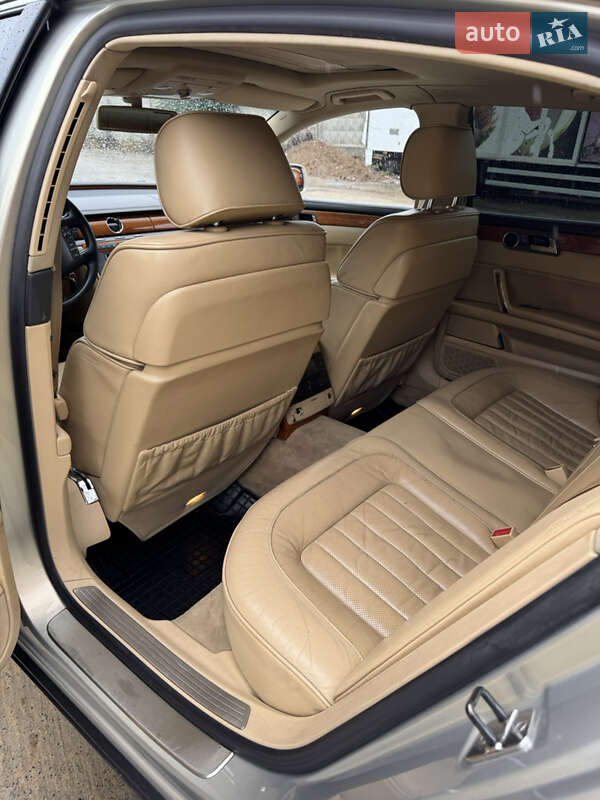 Седан Volkswagen Phaeton 2006 в Одессе