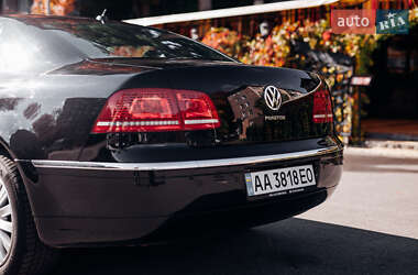 Седан Volkswagen Phaeton 2012 в 