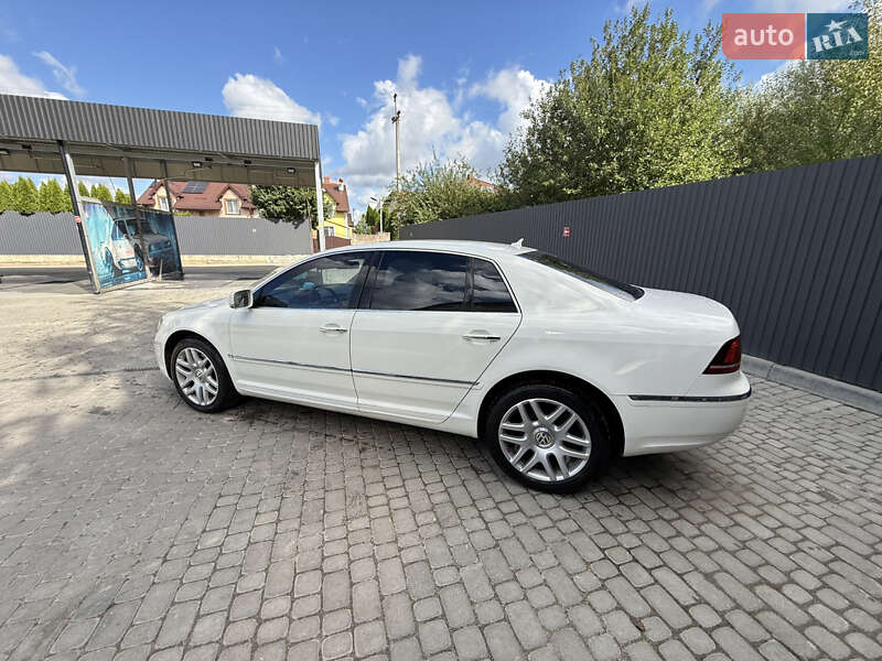 Седан Volkswagen Phaeton 2013 в Львові
