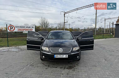 Седан Volkswagen Phaeton 2007 в Звягеле