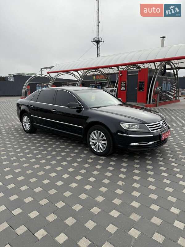 Седан Volkswagen Phaeton 2011 в Полтаве