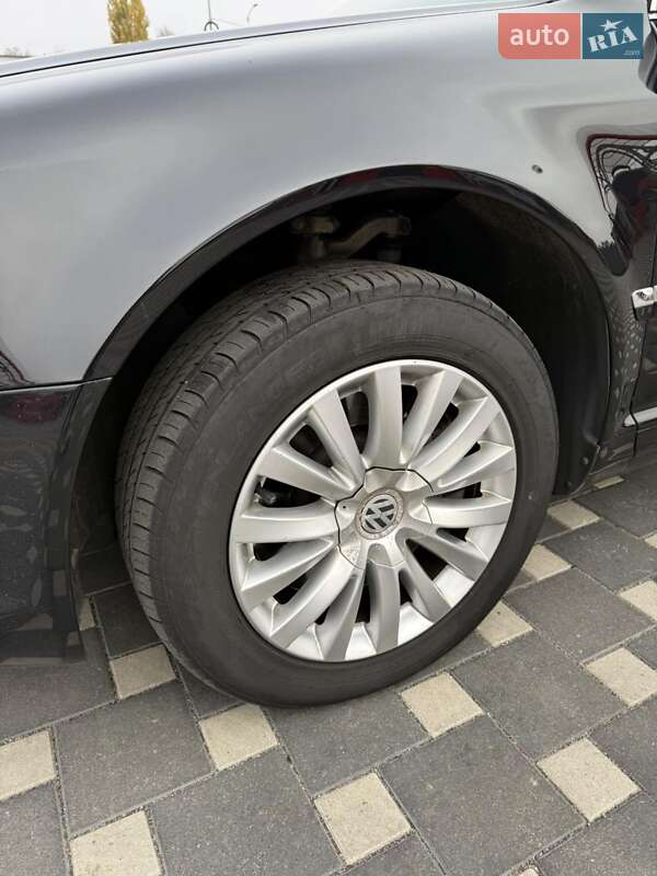 Седан Volkswagen Phaeton 2011 в Полтаве