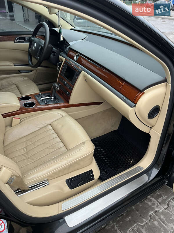 Седан Volkswagen Phaeton 2005 в Києві фото 15 Седан Volkswagen Phaeton 2005 в Києві