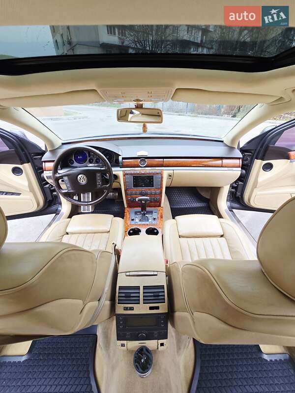 Седан Volkswagen Phaeton 2005 в Одесі